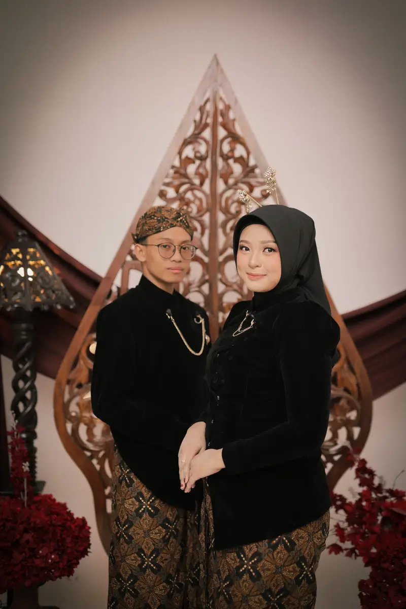Kenangan Tyas dan Faris 5